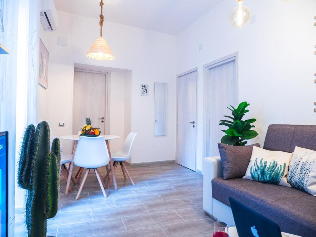 Chiaia Premium Flat, Naples Center, Near Seasideアパートメント エクステリア 写真