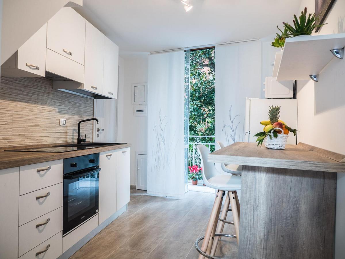 Chiaia Premium Flat, Naples Center, Near Seasideアパートメント エクステリア 写真